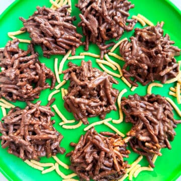 Easy No Bake Haystack Cookies With Chocolate And Butterscotch on Green Dish.